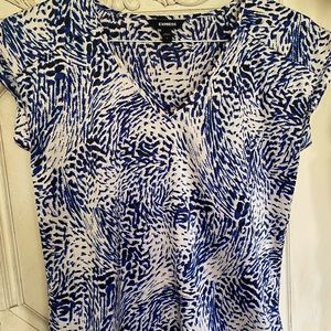 Express Gramercy tee